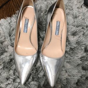 Prada pumps (size 37)